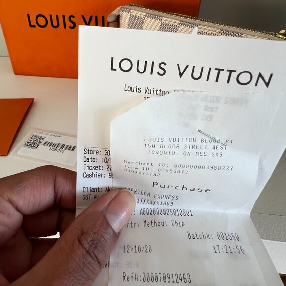 100% AUTHENTIC-2020 Luis Vuitton Damier Azur Mini Pochette Handbag. - Picture 9 of 16